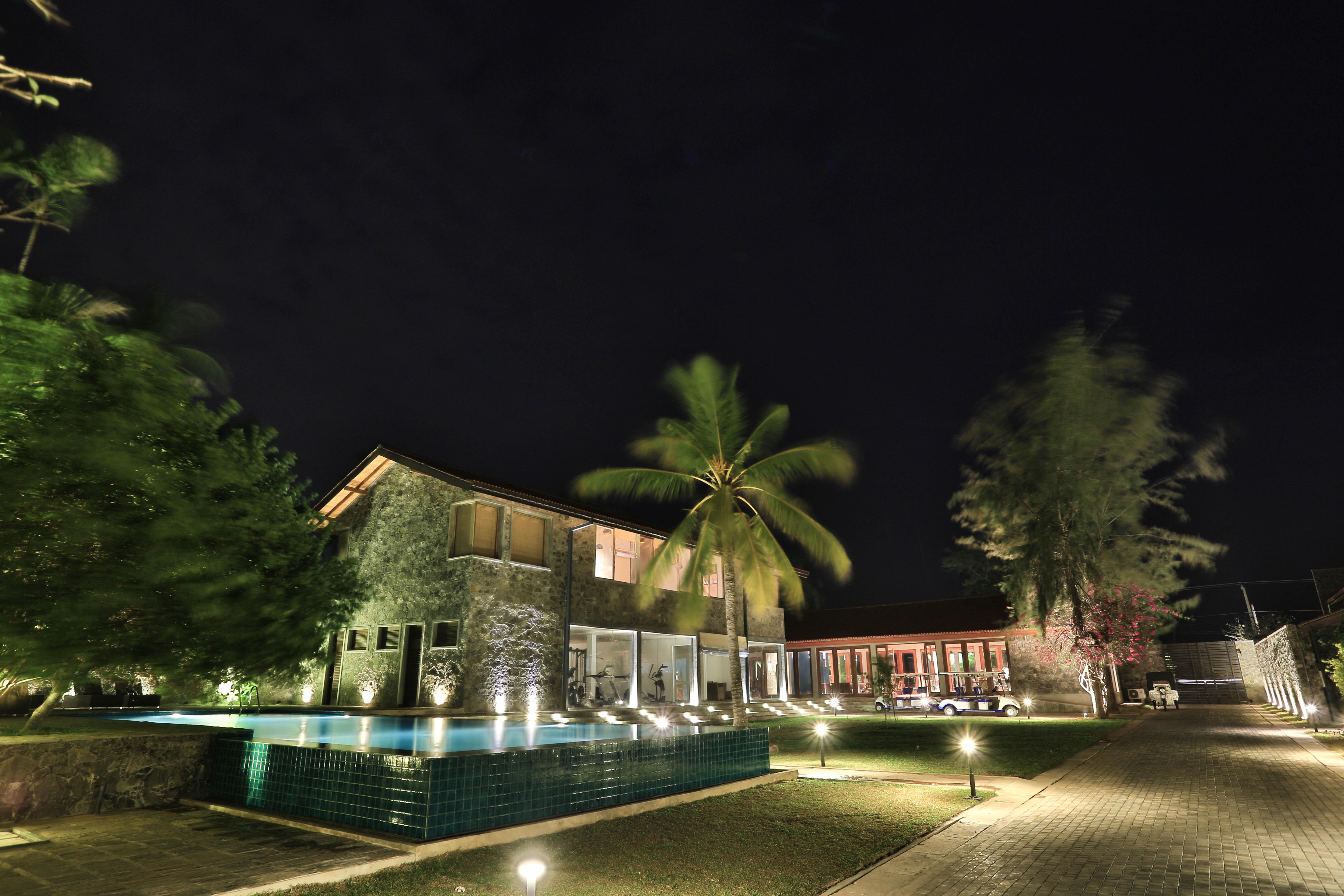 Regenta Arie Lagoon Negombo Exteriör bild